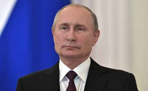 Путин: Россия с Украиной не ругалась. Украинский народ как был нашим братским народом, так и останется на века