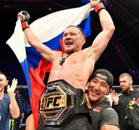 Россиянин Пётр Ян — новый чемпион UFC в легчайшем весе