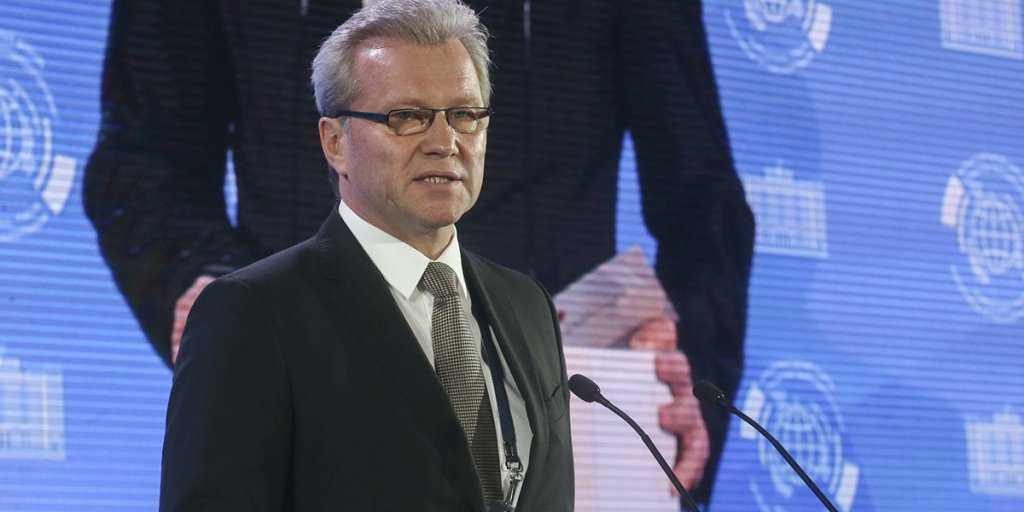 Названы самые богатые российские чиновники