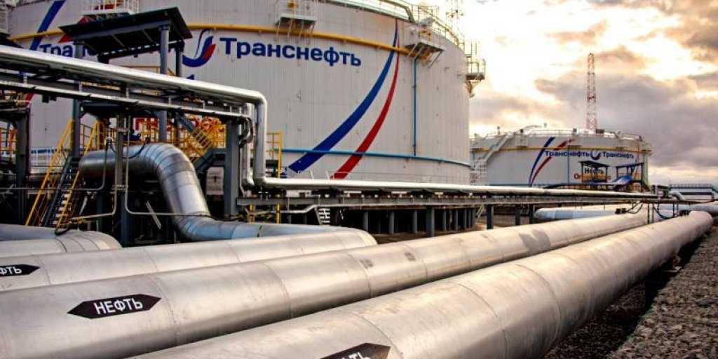 На руку России: Вашингтон пригрозил запретить поставки нефти в Беларусь