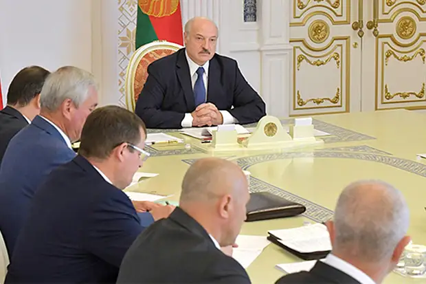 Лукашенко снова собрал заседание Совбеза