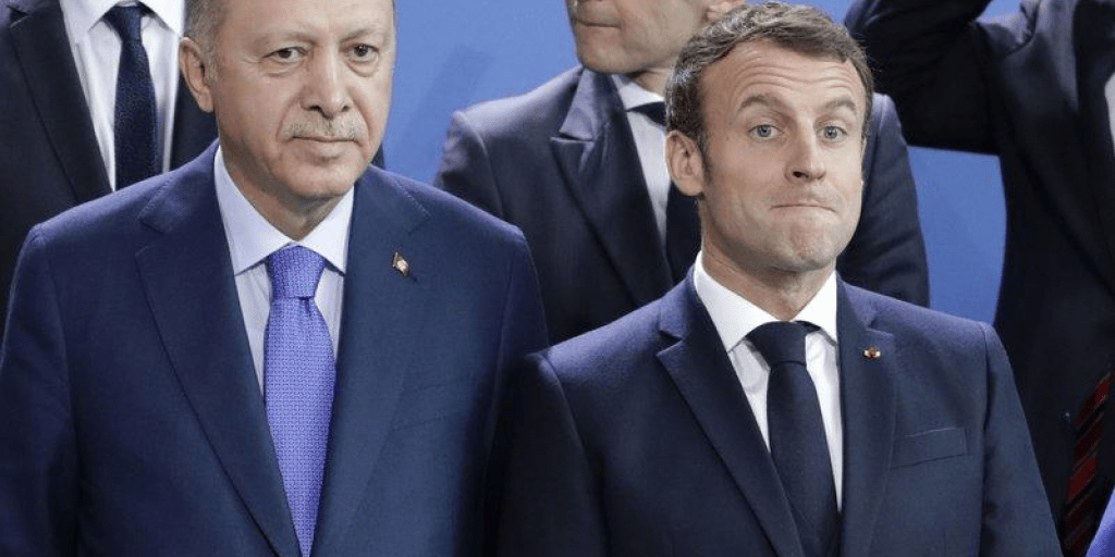 Франция отзывает посла после заявления Эрдогана: «Макрону нужна психиатрическая помощь...»