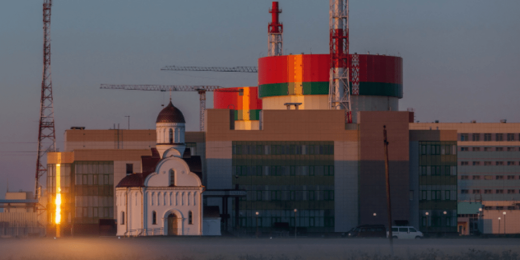 Несмотря на задержку, российская АЭС в Беларуси готовится к работе