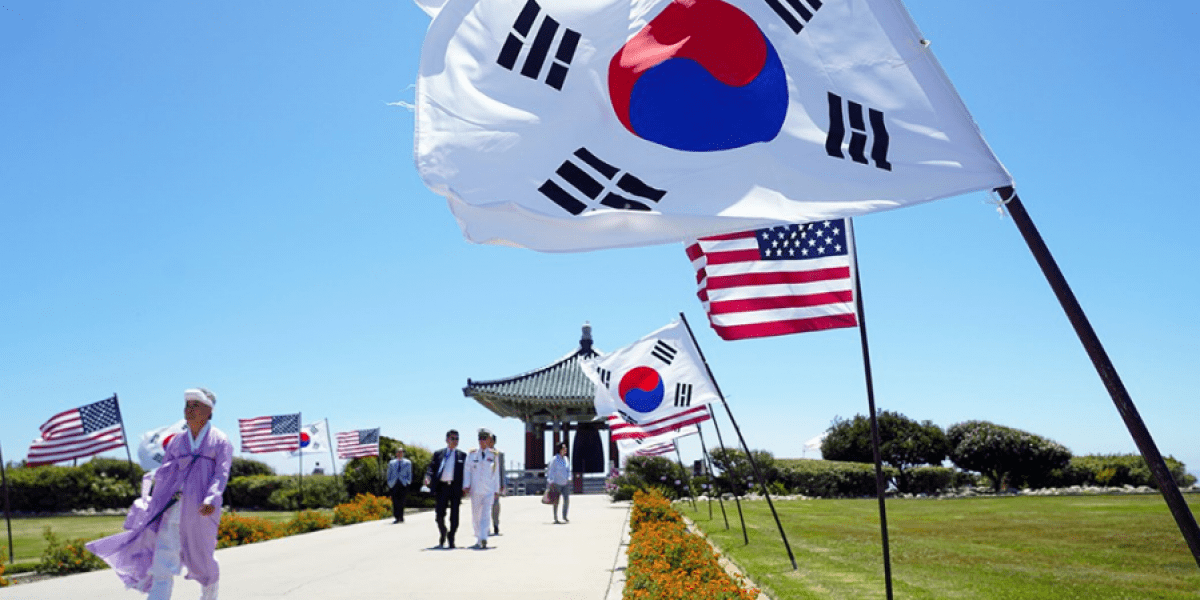 Южная Корея «соскочила» с санкций США против России и Вашингтон сам оставил себе лазейку