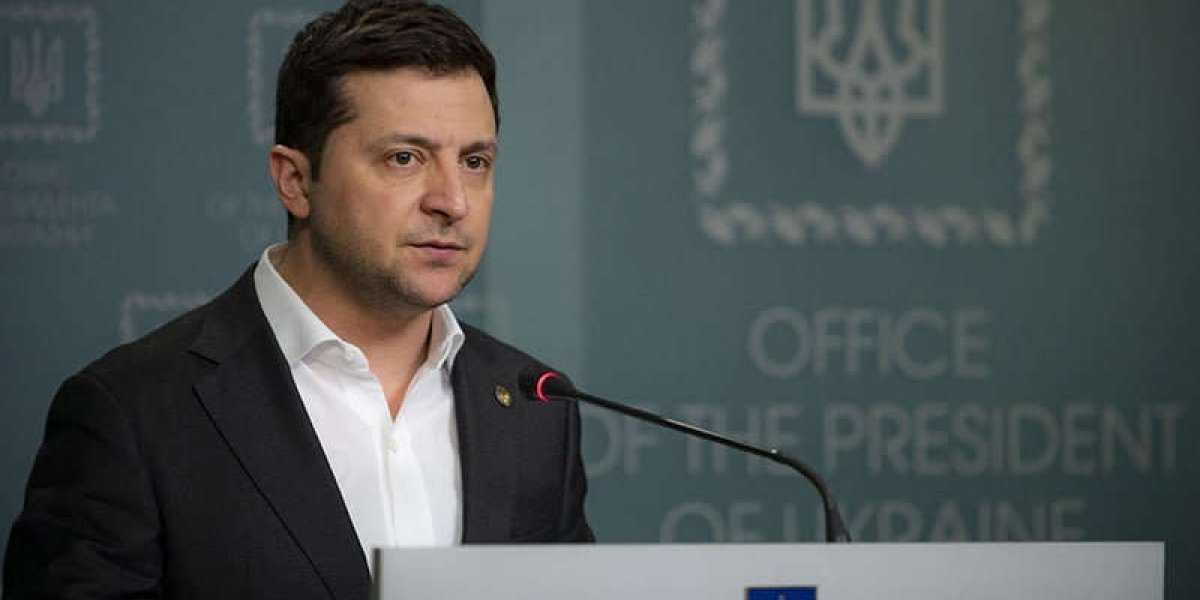 Выступление Зеленского с бойцами «Азова» в парламенте Греции обернулось скандалом