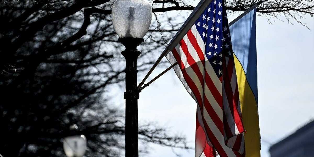 Одна фраза руководителя разведки США об Украине заставила занервничать киевских экспертов