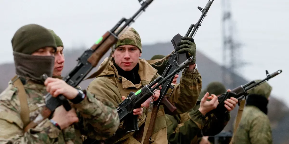 «Приходят бойцы низкого качества» Военный эксперт Шурыгин сообщил, что контрнаступление ВСУ «окончательно посыпалось» — что предпринял Киев?