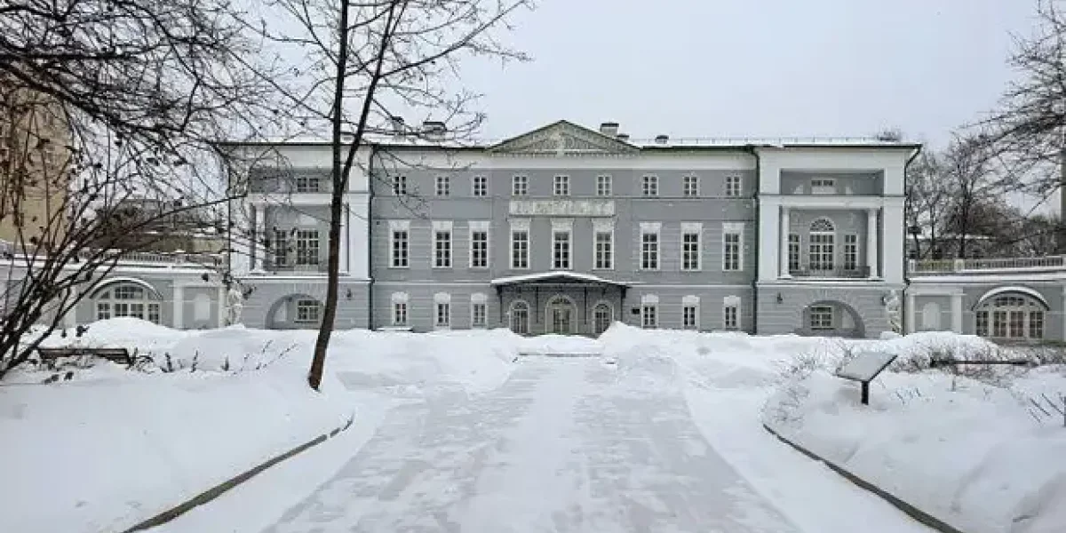 Сколько стоил бюджету еще один «Ельцин Центр» в Москве? Его открыла гражданка Австрии