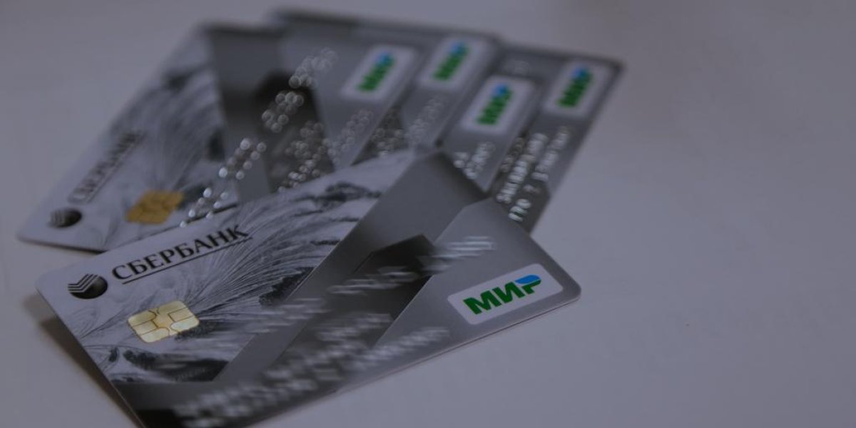 Сбербанк повышает ставки: Как пенсионерам заработать на остатках по карте