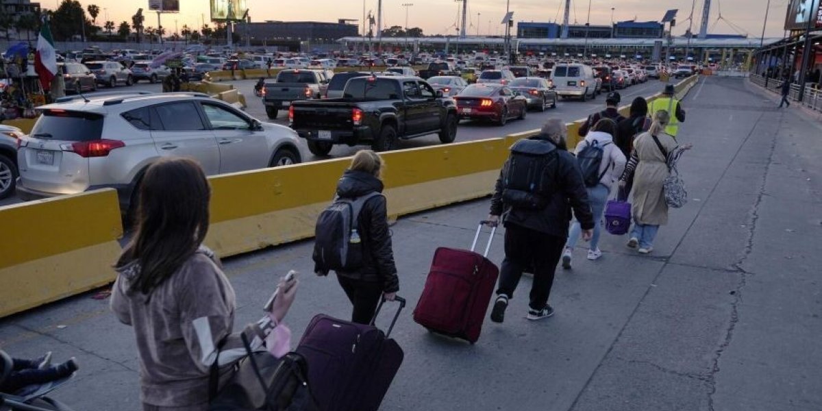 Демарш Нью-Йорка: Эксперт о грядущей битве за штаты. Раскол США неизбежен? Демарш Нью-Йорка: Эксперт о грядущей битве за штаты. Раскол США неизбежен?