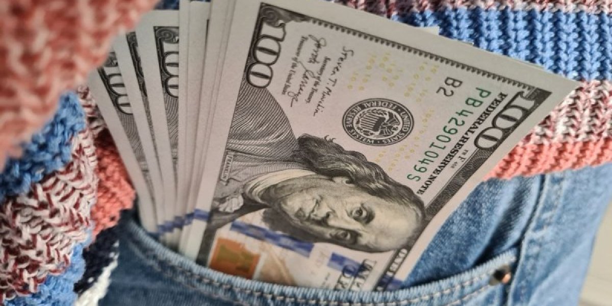 Прогноз на 2026 год: эксперты советуют покупать доллары США в первые месяцы Прогноз на 2026 год: эксперты советуют покупать доллары США в первые месяцы