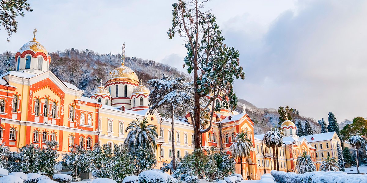 Новогодний коллапс в темноте: почему Абхазия снова осталась без света Новогодний коллапс в темноте: почему Абхазия снова осталась без света