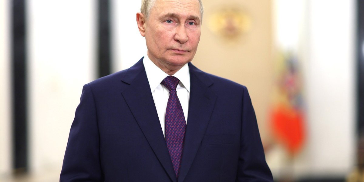 Пирожки в Кремль и ответ от президента: как хозяин пекарни «Машенька» получил личный подарок от Путина Пирожки в Кремль и ответ от президента: как хозяин пекарни «Машенька» получил личный подарок от Путина