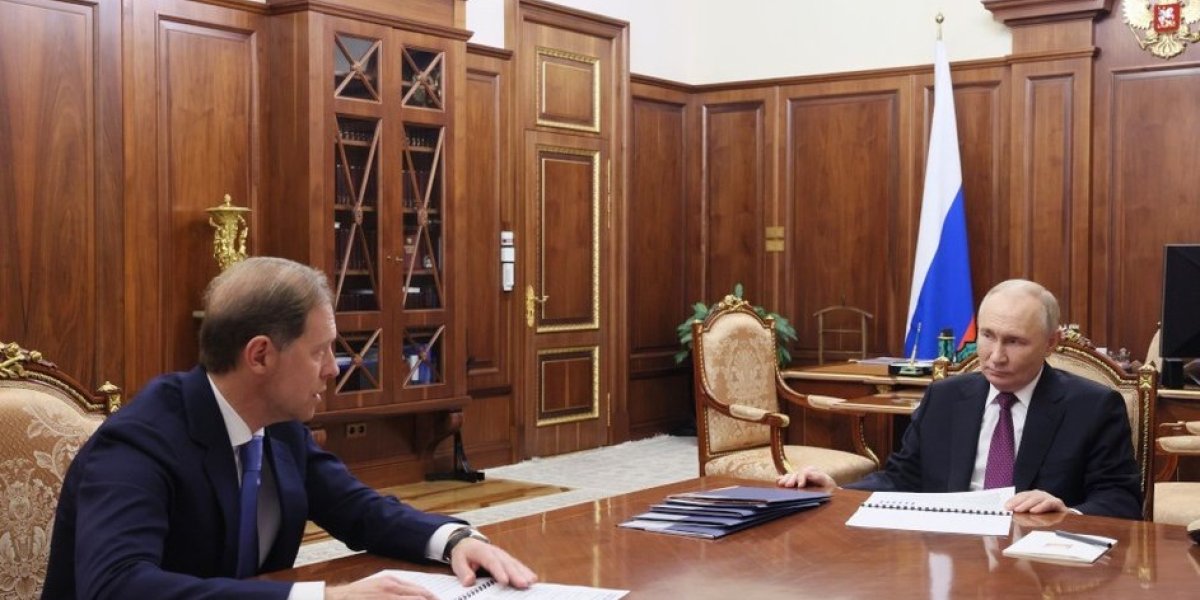 Мантуров должен был рассказать Путину: Россия, наконец-то, догнала Новую Зеландию в освоении космоса Мантуров должен был рассказать Путину: Россия, наконец-то, догнала Новую Зеландию в освоении космоса