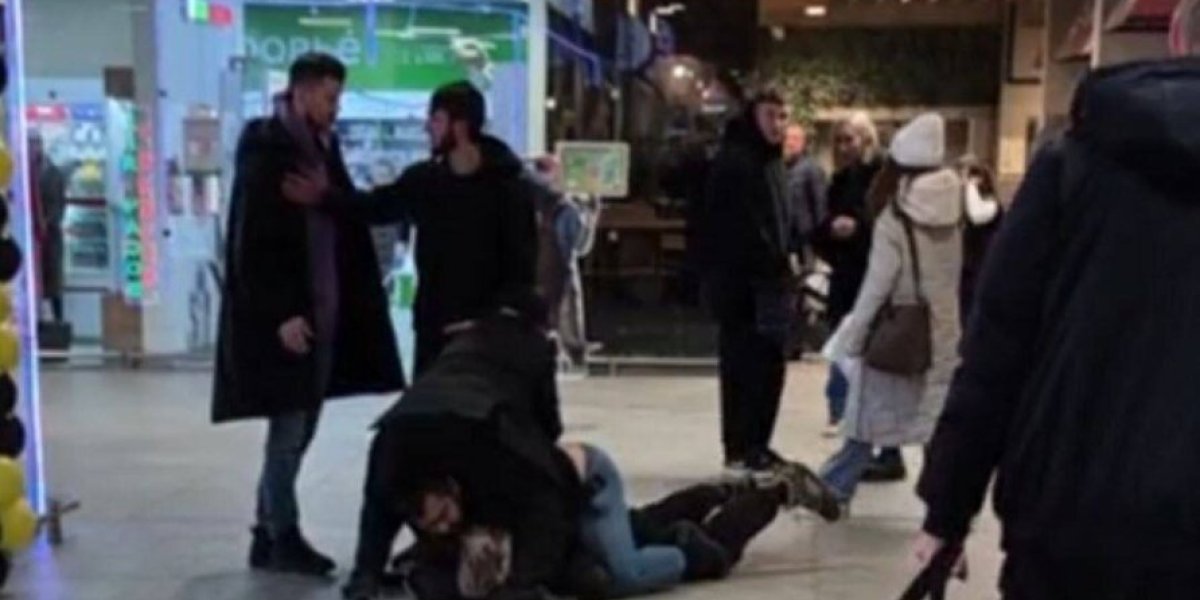 Узбекистан встал в позу: Русский посол вызван на ковёр. Кто будет отвечать за смерть парня от рук охранника? Узбекистан встал в позу: Русский посол вызван на ковёр. Кто будет отвечать за смерть парня от рук охранника?