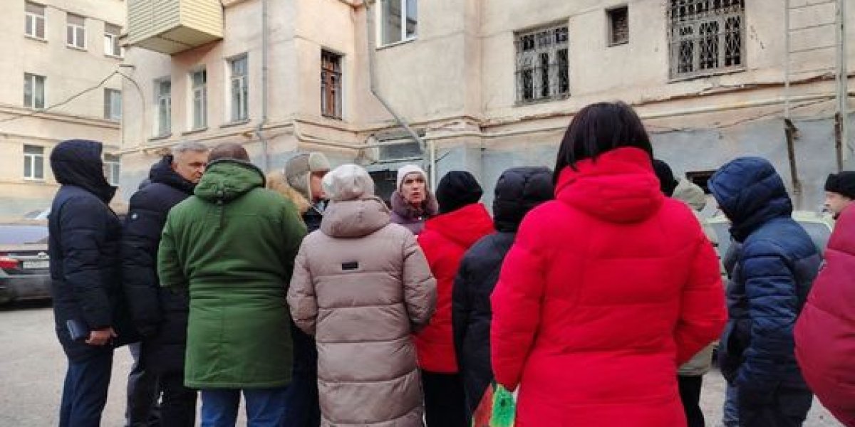 Атака на Таганрог: на каких объектах объявили режим ЧС после удара БПЛА Атака на Таганрог: на каких объектах объявили режим ЧС после удара БПЛА