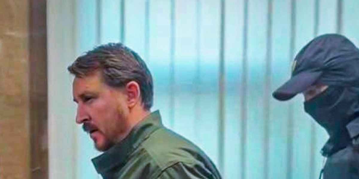 Когда чиновник пьёт Romanée-Conti, а солдат — воду из котелка: коррупция — это предательство в условиях СВО Когда чиновник пьёт Romanée-Conti, а солдат — воду из котелка: коррупция — это предательство в условиях СВО