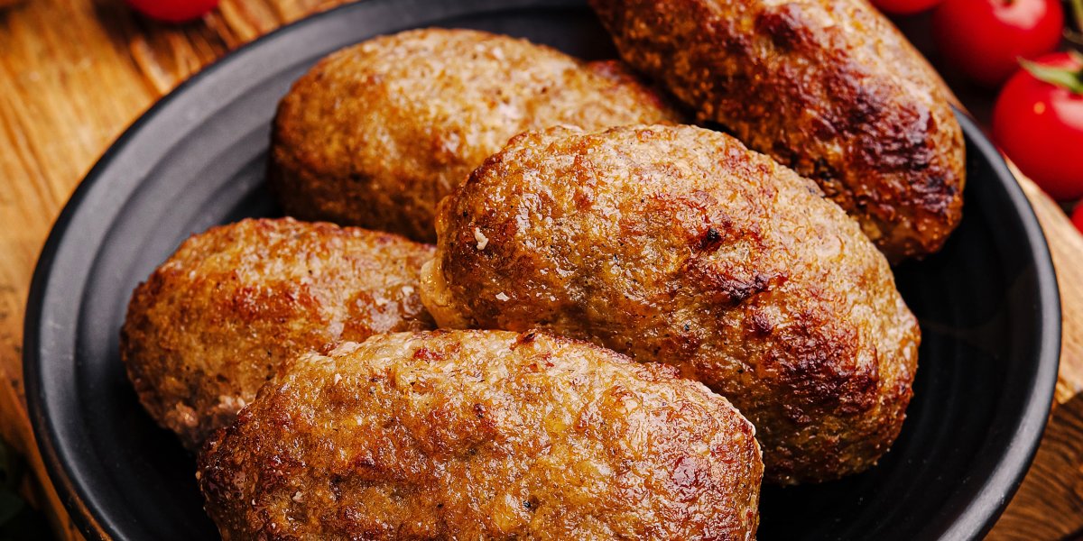 Забудьте про сковородку в брызгах: как приготовить идеальные котлеты без масла, яиц и хлеба Забудьте про сковородку в брызгах: как приготовить идеальные котлеты без масла, яиц и хлеба