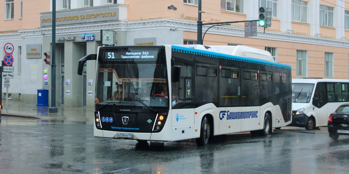 В России готовят закон о социальных маршрутах: автобусы свяжут села с больницами и МФЦ В России готовят закон о социальных маршрутах: автобусы свяжут села с больницами и МФЦ